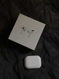 Airpods pro 1 case(Как новая)