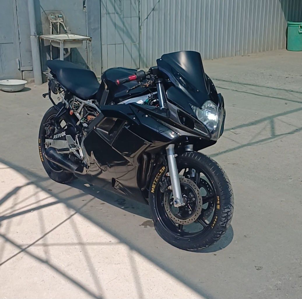 Xonda sbr 600 f2
