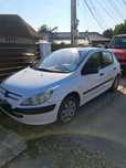 Vând Peugeot 307 1.6 benzină 3000 lei