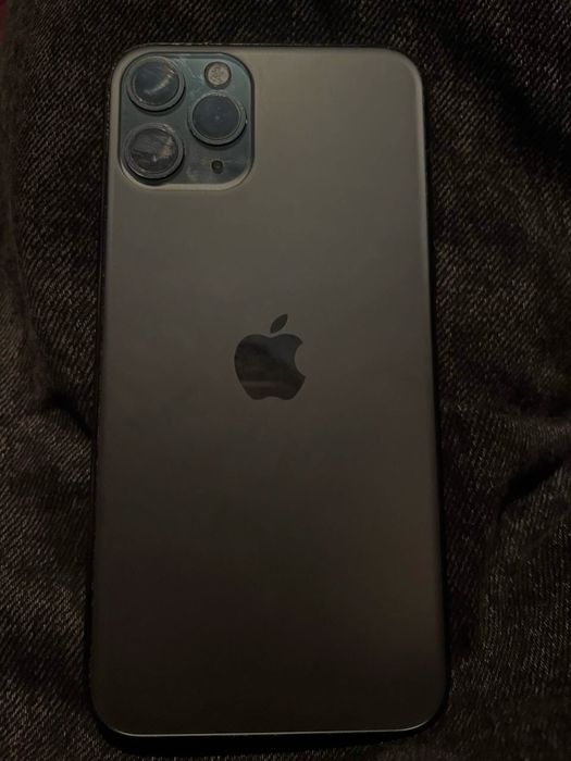 Продам либо обменяю на модель выше айфон 11 про