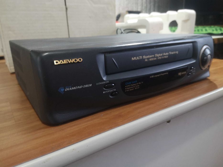 продаю видео магнитофон свой домашний - DAEWOO VQ 270K
