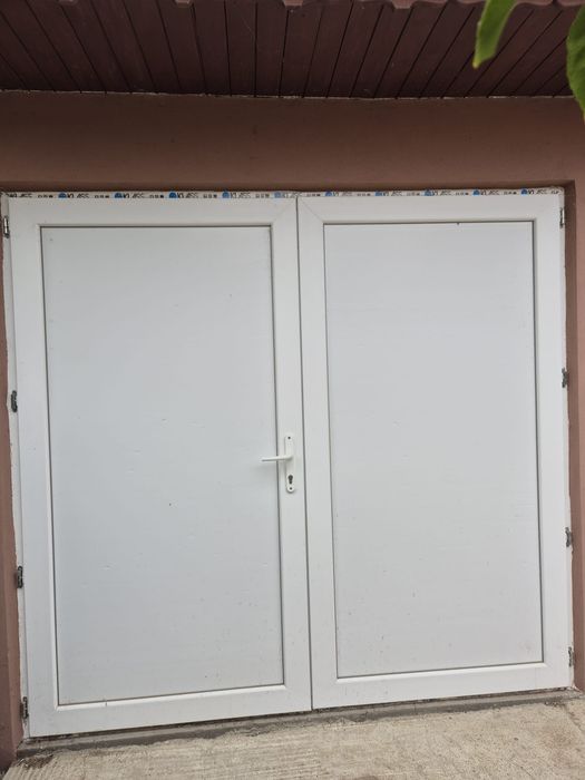 Uși termopan 2.1x2.2