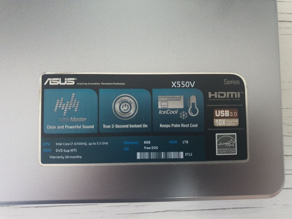 Vand Asus X550V NVIDIA 950M 2GB, 8GB RAM, 1TB HDD