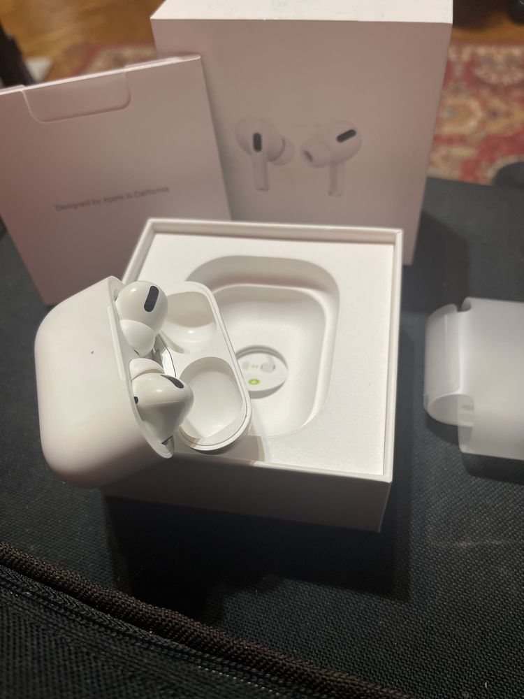 AirPods Pro originale in stare perfecta!