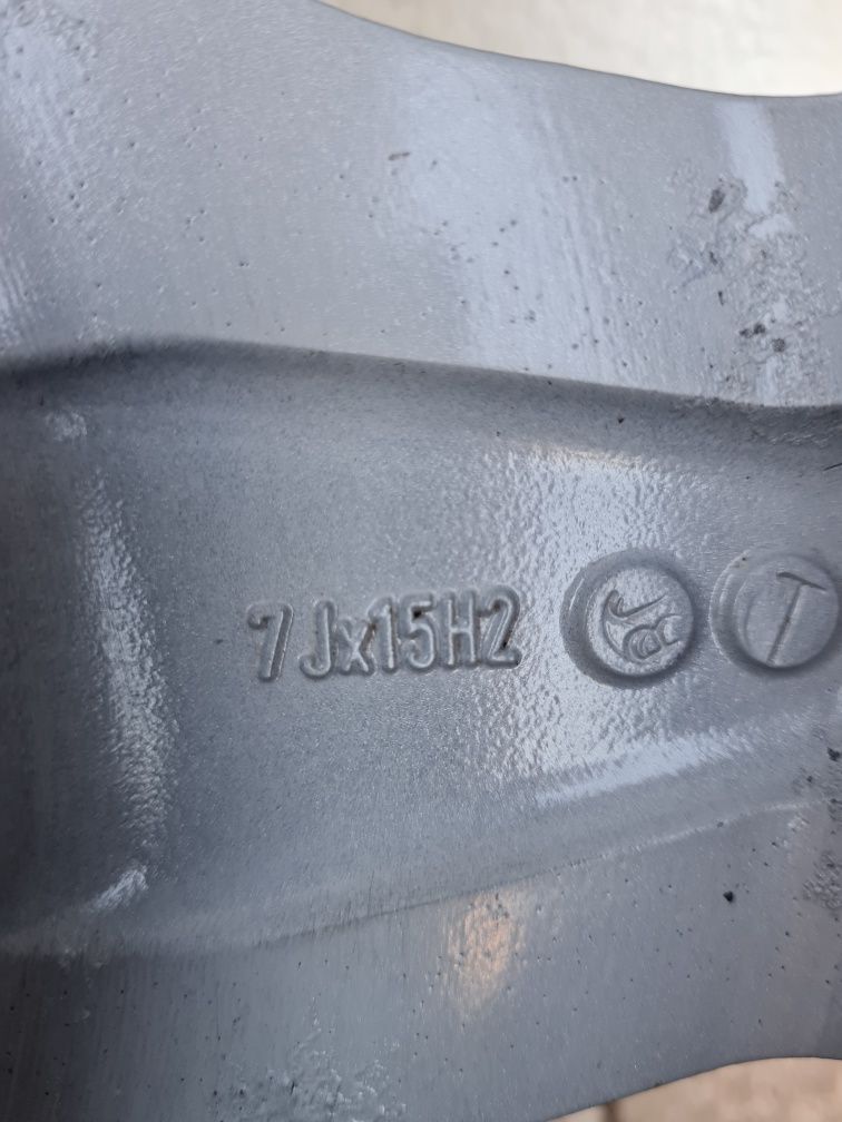 Оригинални джанти за ФОЛСВАГЕН VW T4 SEAT R15 5x112 ET45 7J