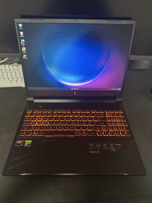 Laptop Gaming Acer Nitro V16