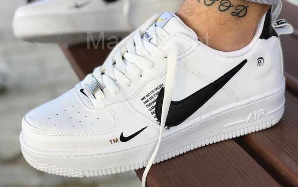 Маратонки Nike Air Force бяло ниски