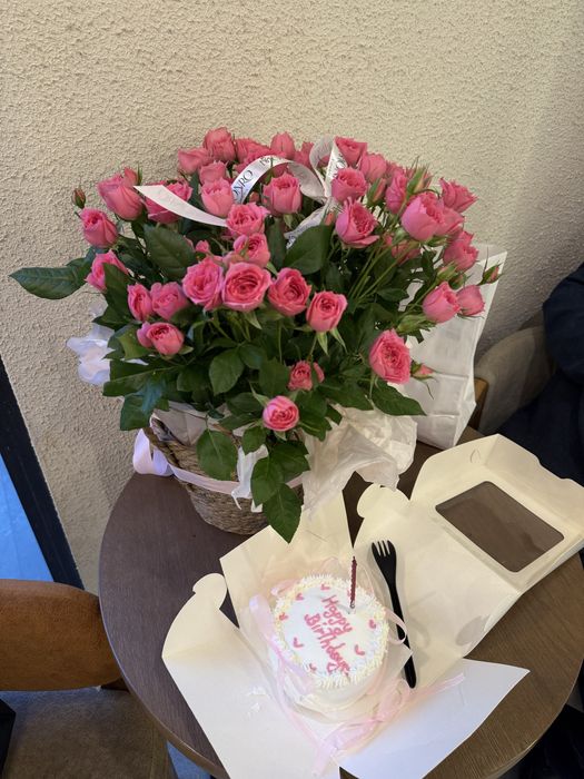 Цветы спрей розы 2 букет