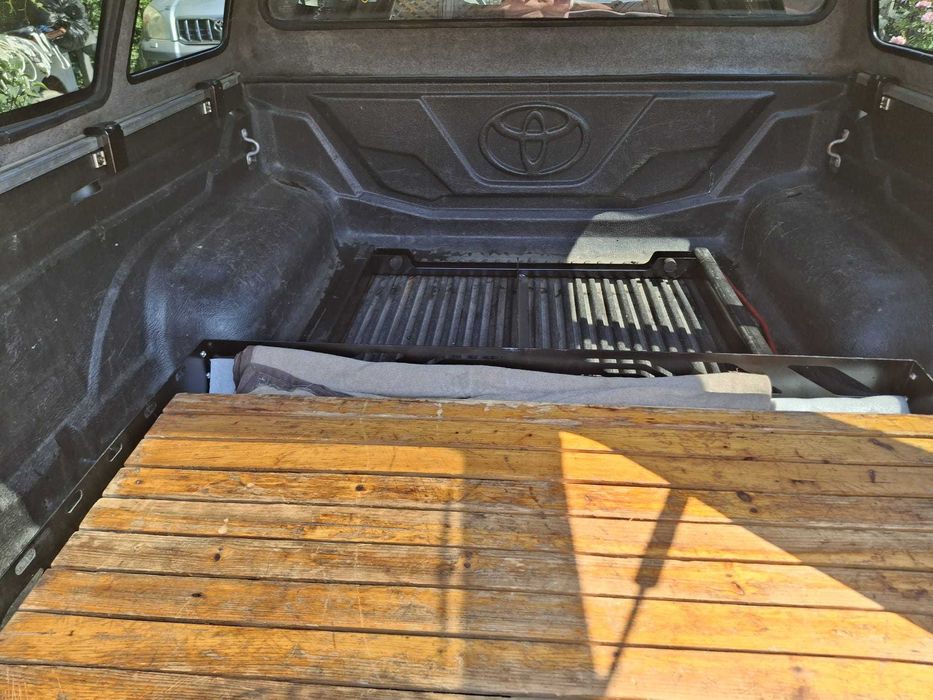 urgent Toyota hilux 2016