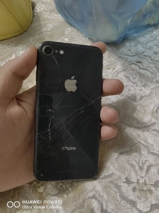 iphone 8 sotiladi