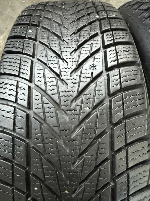 2x Anvelope iarna 195/55 R16 GoodYear Ultra Grip Performance 3