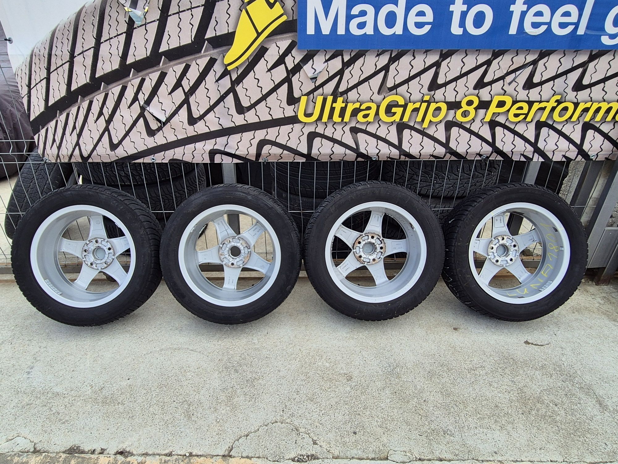 Джанти Borbet 16 цола , 5х112 , 6j , et48 , 205/55/16 Vw Audi  Skoda