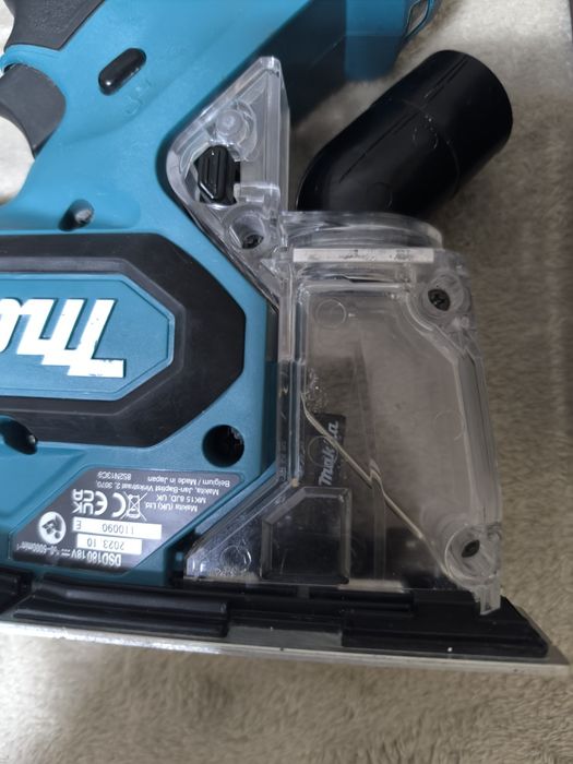 Fierăstrău Makita DSD 180(2023) pentru rigips