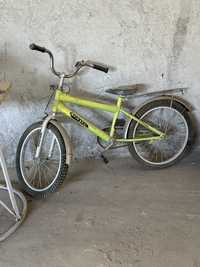 Велосипед зеленый детский