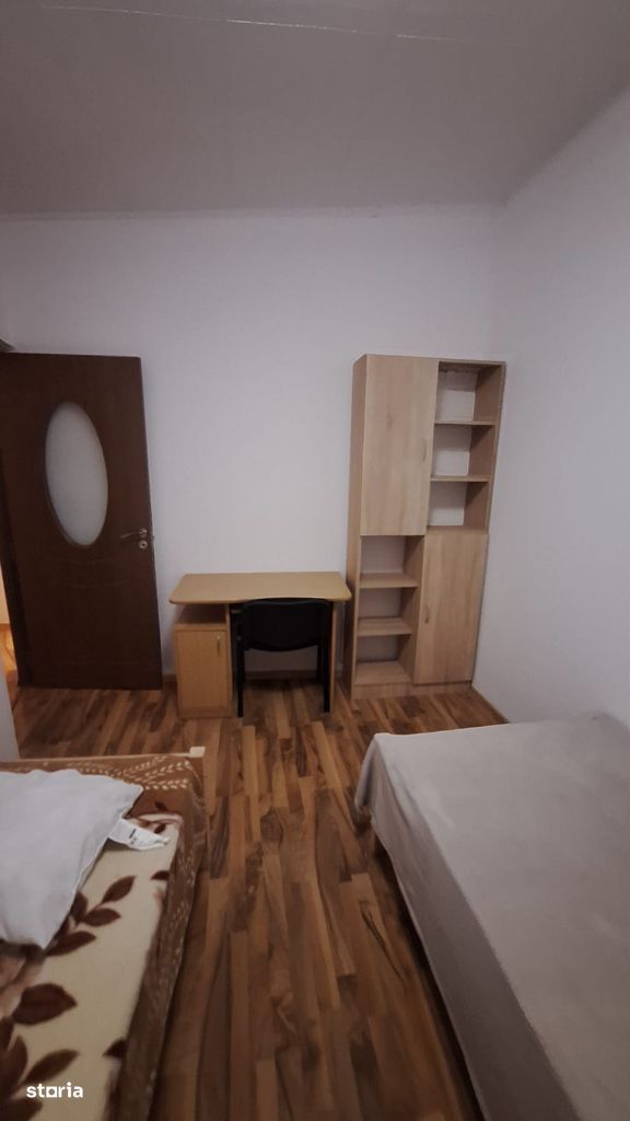 apartament la casa living , 2 dormitoare 2 bai sararie lic eminescu