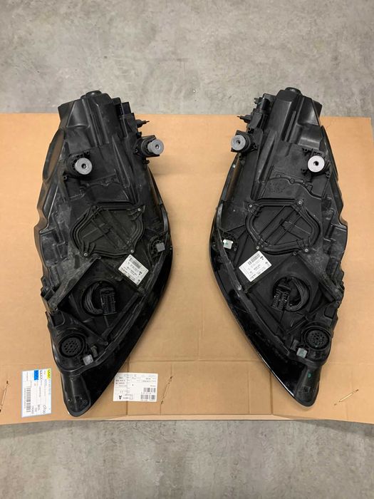 Porsche Cayenne 9Y0 far stanga far dreapta faruri full led matrix