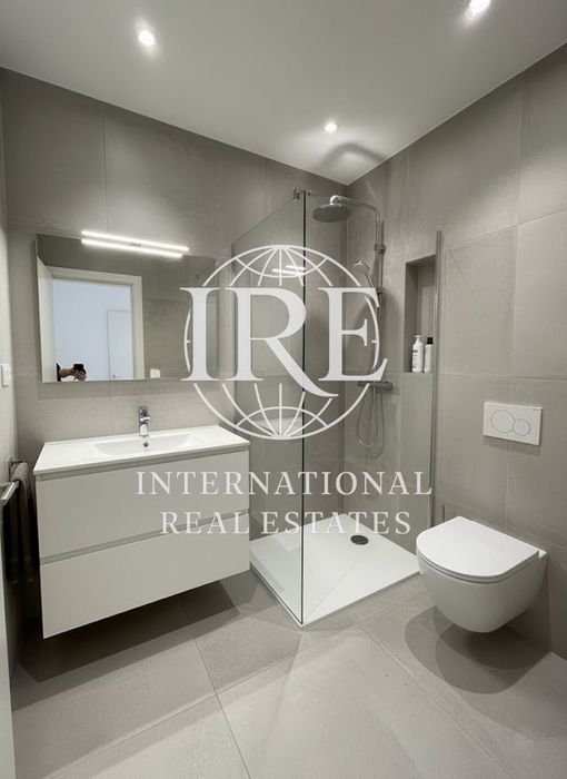 Продава се Двустаен апартамент в Варна, Погреби - 55 кв.м за 1873 €/кв.м - Снимка #2