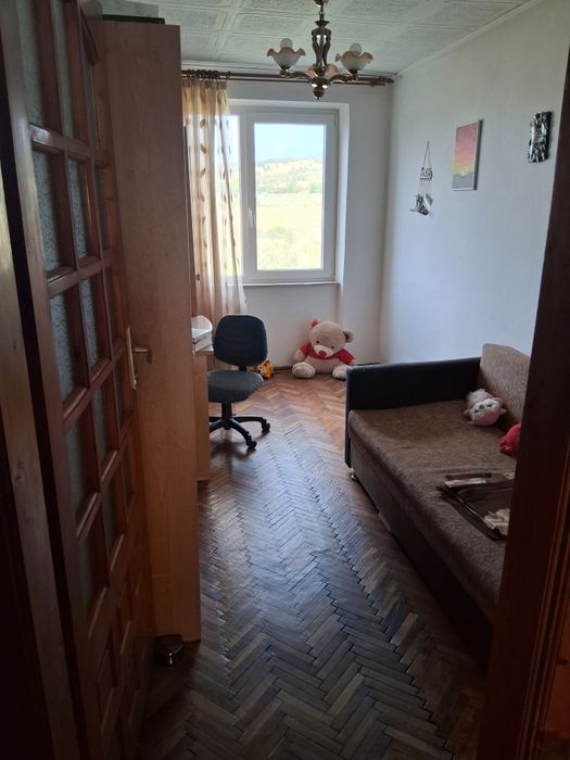 Vand apartement in Moldova Noua