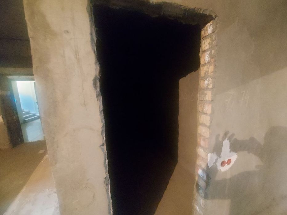 Продается 3/2/10 в центре на Бобур