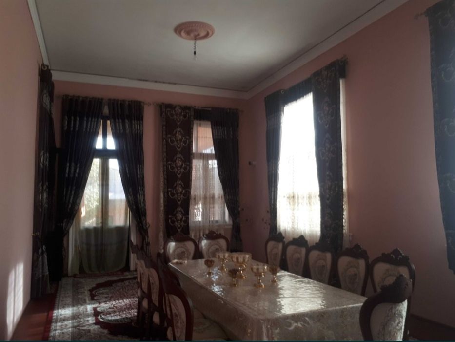 Sotiladi yoki barter Buxoriy maxallasida xovli 5 xonali manzil DSK