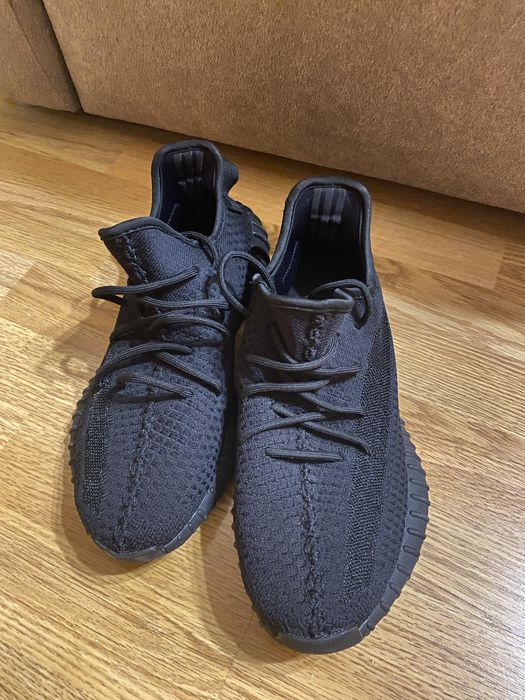 Yeezy Boost 350 V2 Onyx