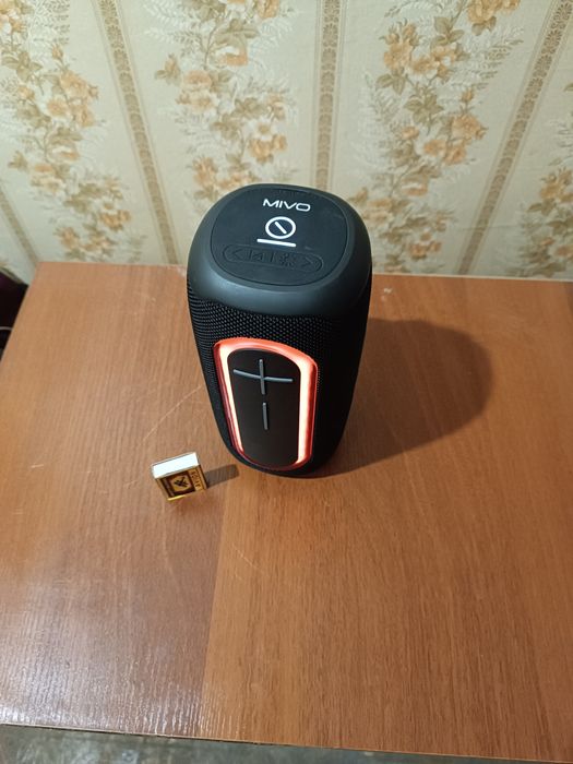 Продаю калонку MIVO Madel M21 новая почти.