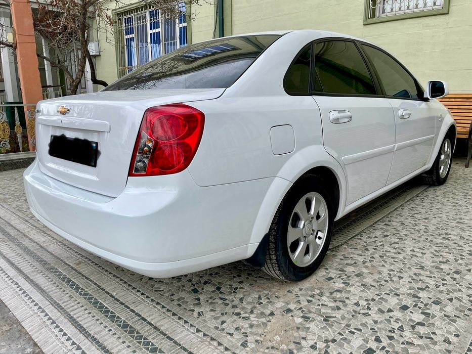 Жентра 3 поз автомат сотилади