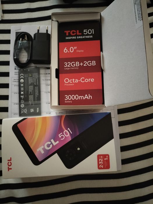 Vand telefon mobil TLC 501 Nou Garantie