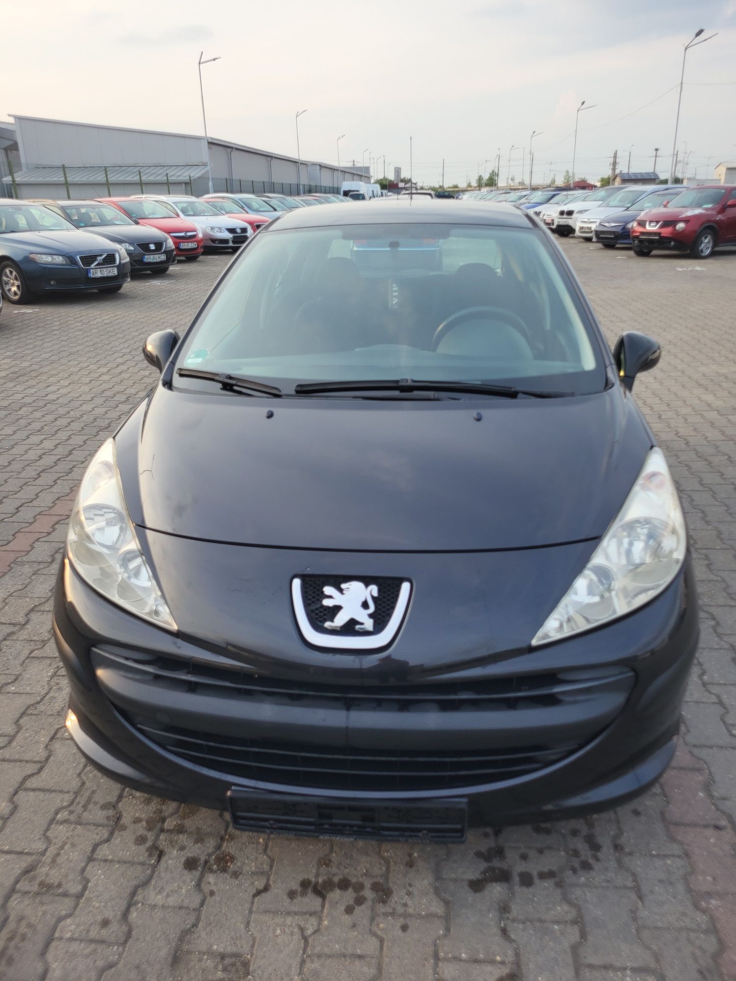 Vand Peugeot 207, 1,4 benzina 2009,