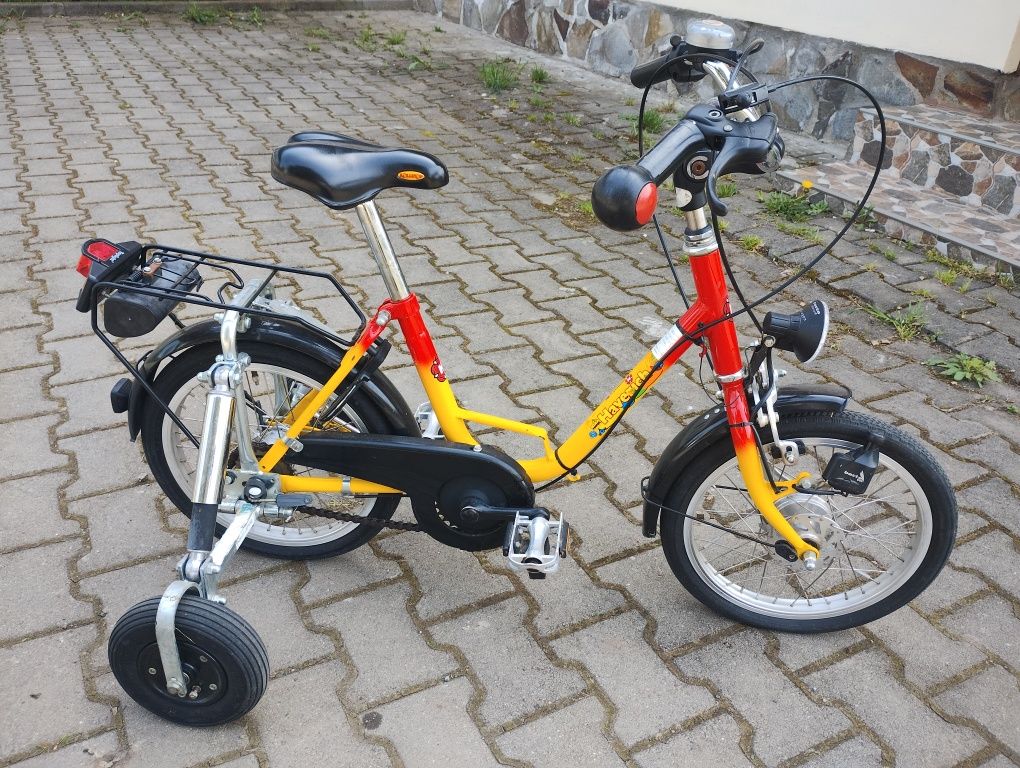 Bicicletă copii cu roti ajutătoare