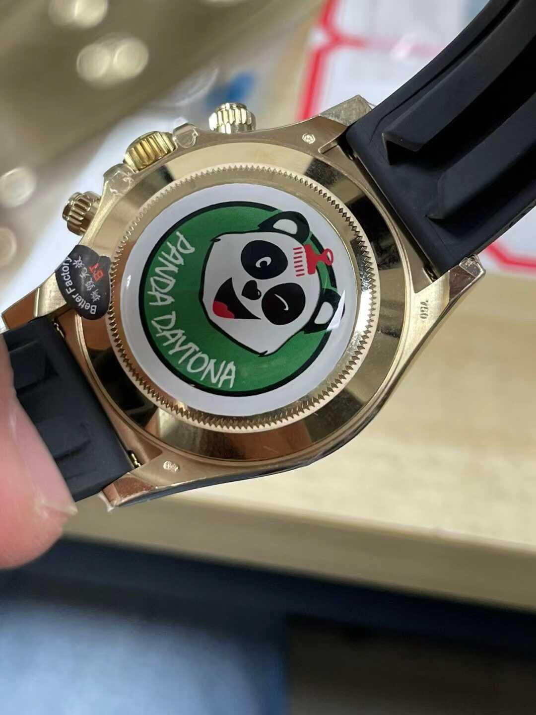 Rolex daytona златен / гумен / диамантен циферблат