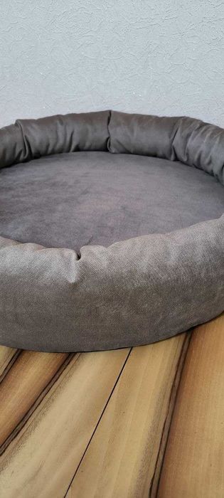 Лежанка для собак   80 см