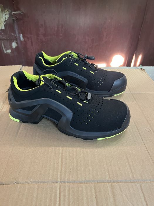 Vand pantofi protectie Uvex marimea 44