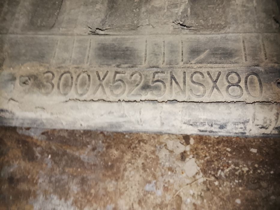 Senile cauciuc miniexcavator