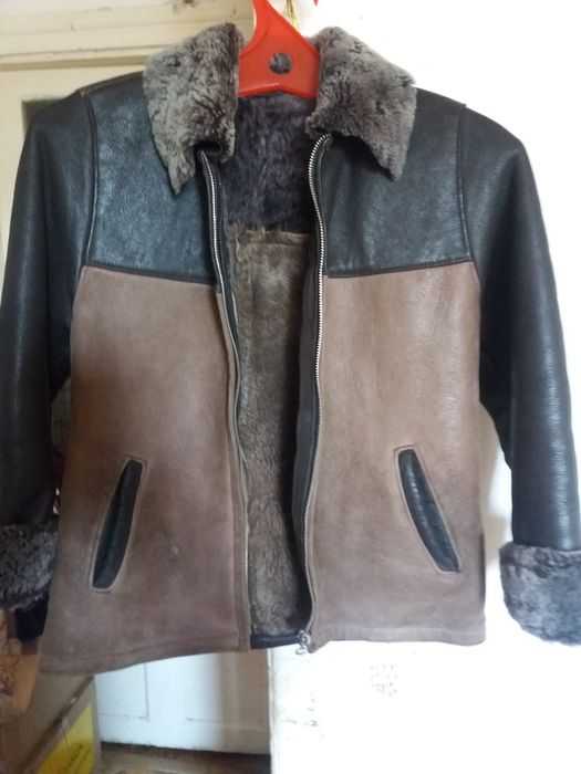 Дубленка натуральная на 6-7 лет Италия на 8-9-10 доставка