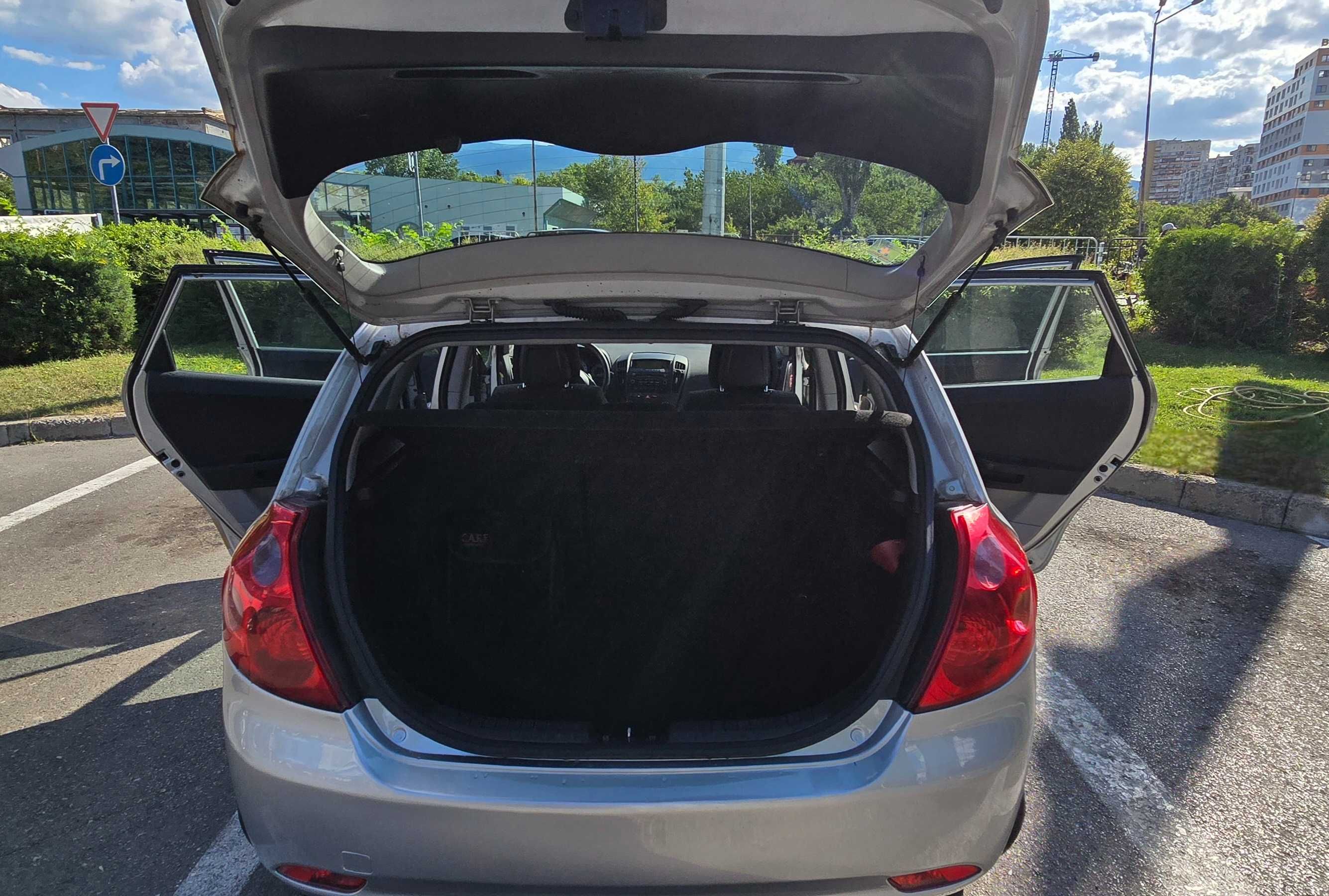 Kia Ceed 1.4 бензин, 2007 – Отлично състояние / София