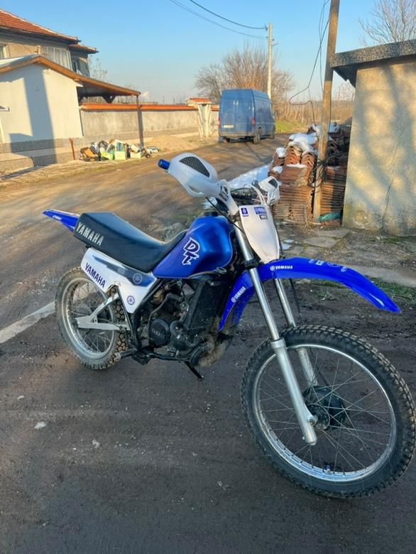 Yamaha dt 80    .