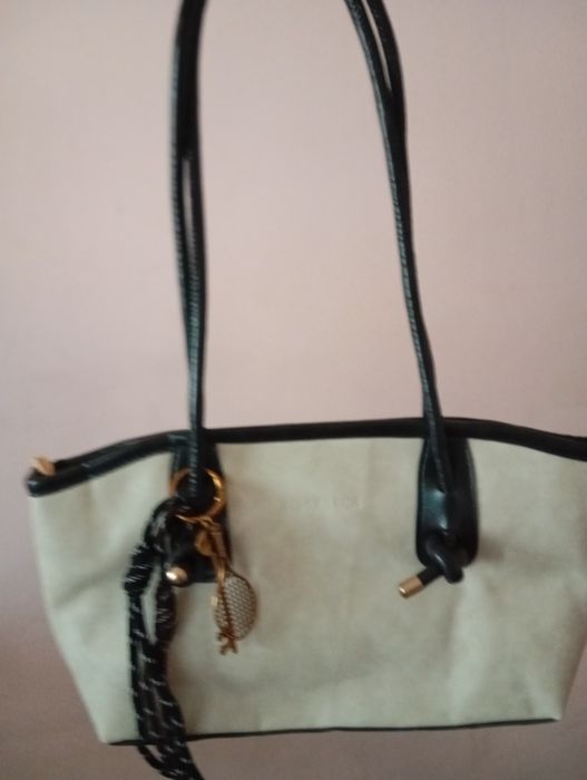 Продам срочно сумку женскую