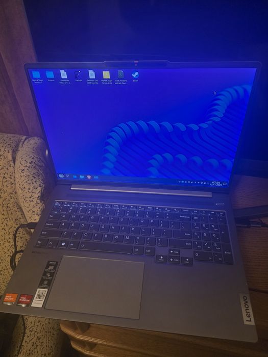 Laptop Leonovo Ideapad Pro 5 16APH8