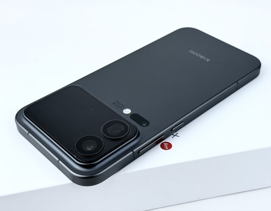 НОВ! Xiaomi 17 Pro Max 5G 1TB 16RAM Black 2г. Гаранция!