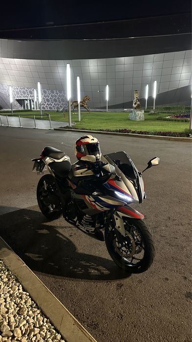Мотоцикл электро мотоцикл BMW S 1000 RR