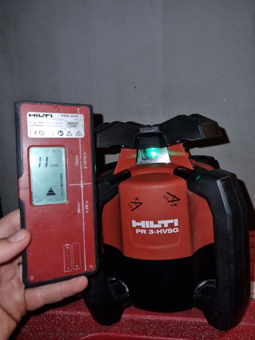 Laser Hilti pr3 hvs impecabil ,cutie,receptor,telecomanda,baterie,inca
