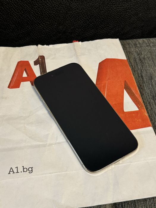 КАТО НОВ 512GB iPhone 17 Air A1 Гаранция 2028г. Light Gold