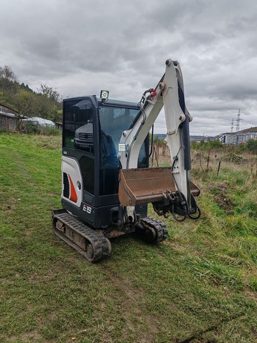 Miniexcavator Bobcat E19