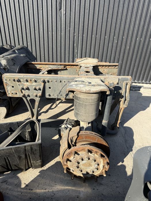 Ленивец Mecedes mp3,4 Scania