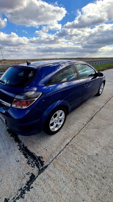 Opel astra H Gtc