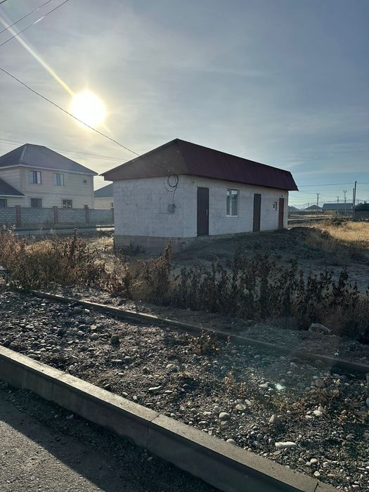 Времянки  монша кладовкасы бар