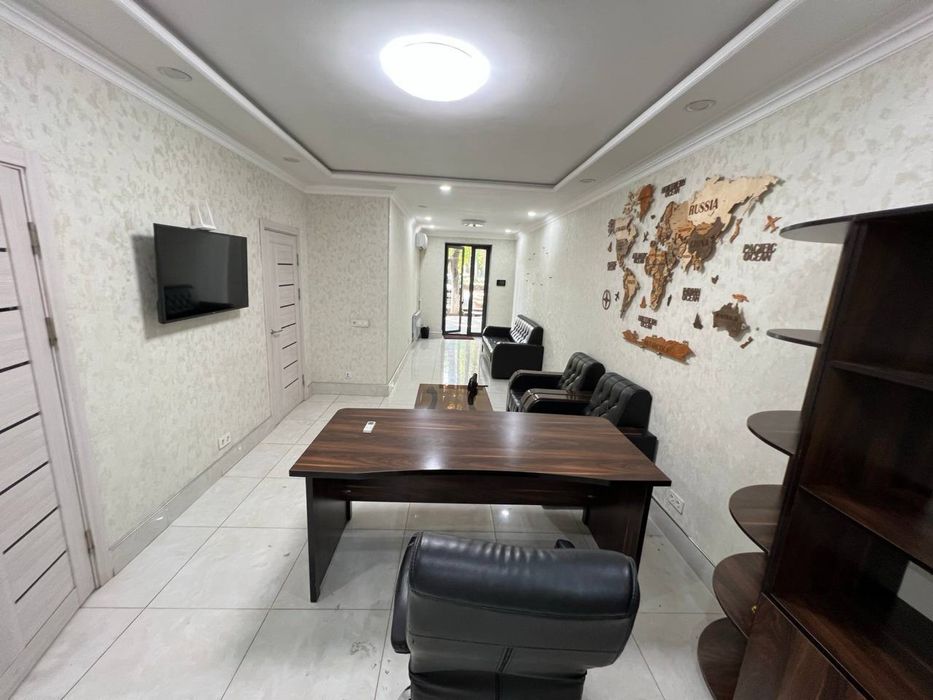 Аренда под офис 60м2 С мебелью! 2 минут от метро Мирзо Улугбек 1 ЛИНИЯ