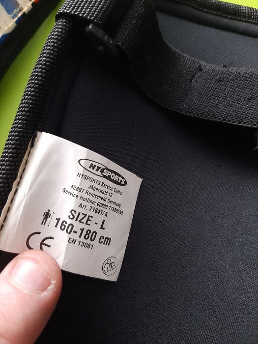 Vând apărători tibie adulți