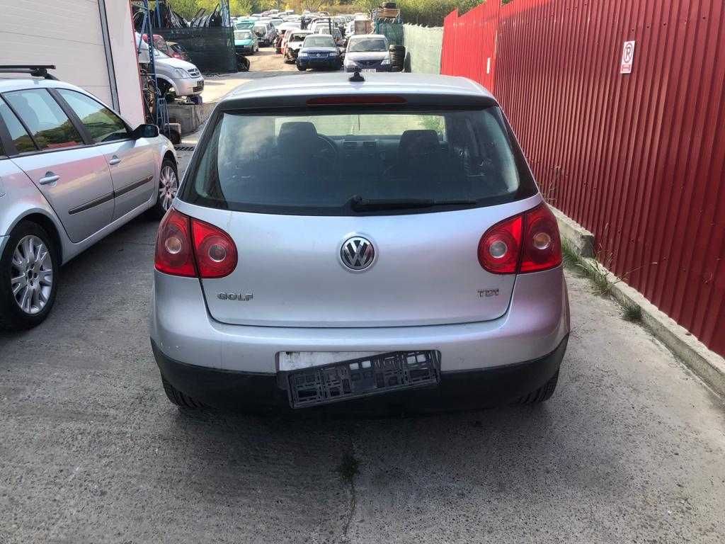 Dezmembram VW Golf 5